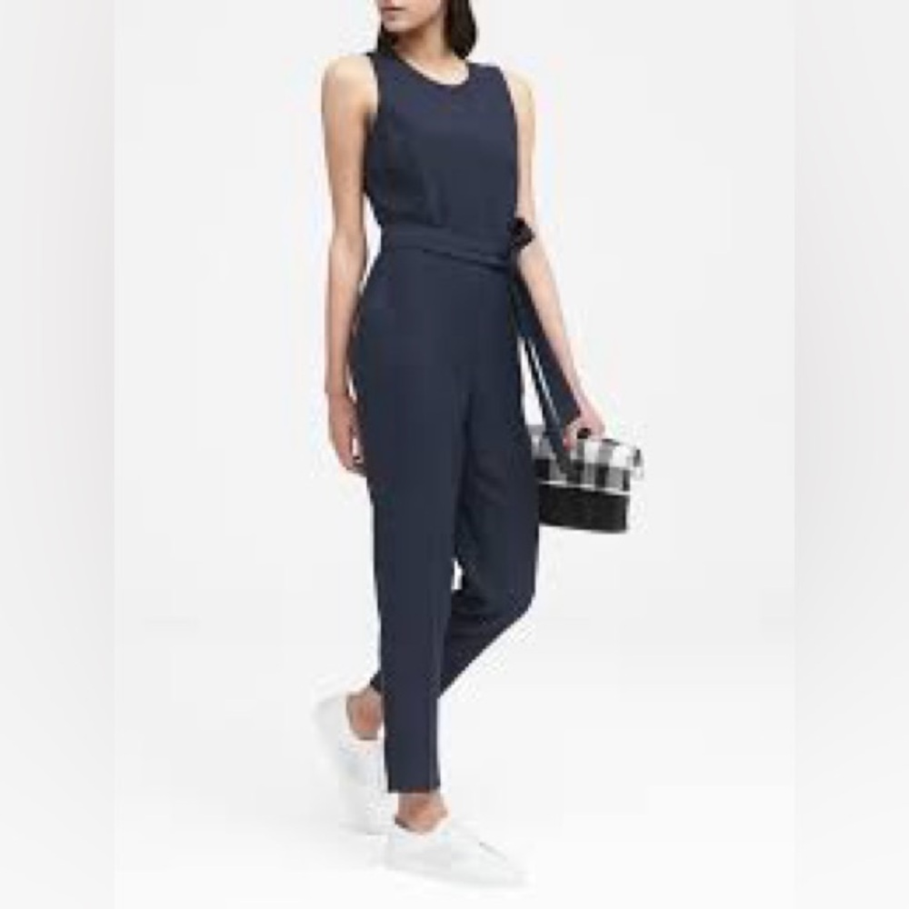 Banana Republic Belted Jumpsuit Sz 0 Black